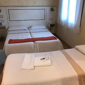 Castillo De Javier Отель